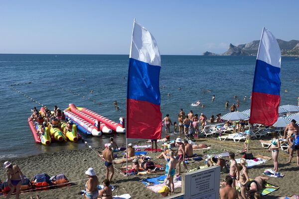 На пляже в Судаке На пляже в Судаке