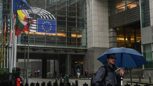 Здание Европейского парламента в Брюсселе Здание Европейского парламента в Брюсселе