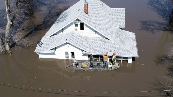 Последствия наводнения в штате Айова, США