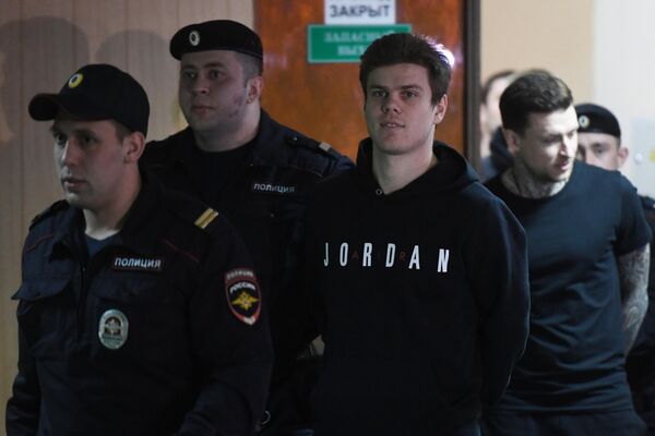 Александр Кокорин (слева) и Павел Мамаев Александр Кокорин (слева) и Павел Мамаев