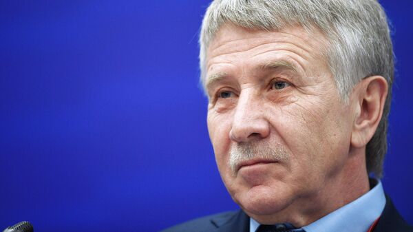 Председатель правления ПАО НОВАТЭК Леонид Михельсон на форуме Арктика – территория диалога. 9 апреля 2019 Председатель правления ПАО НОВАТЭК Леонид Михельсон на форуме Арктика – территория диалога. 9 апреля 2019
