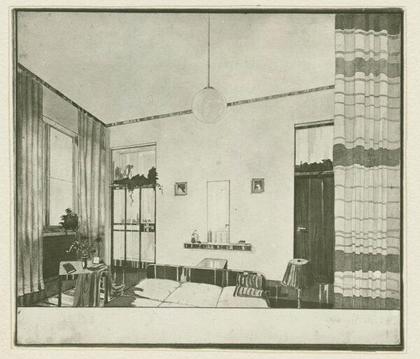Антонин Урбан “Интерьер спальни в жилом доме”, 1935 год. Фоторепродукция. 16,5 × 23,5 см. Архив модернизма, Университет Баухауса, Веймар Антонин Урбан “Интерьер спальни в жилом доме”, 1935 год. Фоторепродукция. 16,5 × 23,5 см. Архив модернизма, Университет Баухауса, Веймар