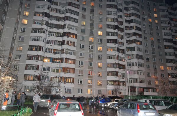 При разбойном нападении на квартиру на востоке Москвы ранения получили хозяйка квартиры и ее сын При разбойном нападении на квартиру на востоке Москвы ранения получили хозяйка квартиры и ее сын