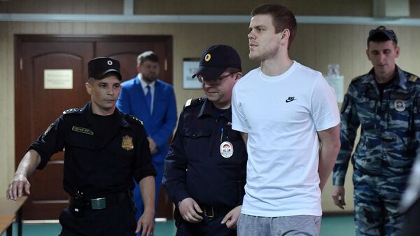 Футболист Александр Кокорин в суде. 8 мая 2019