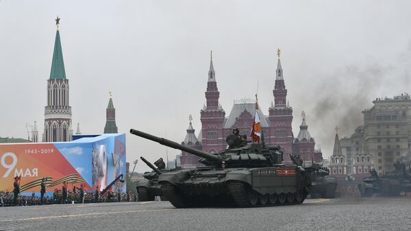 Танк Т-72Б3 на военном параде на Красной площади, посвящённом 74-й годовщине Победы в Великой Отечественной войне