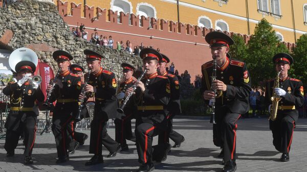 Открытие программы «Военные оркестры в парках» Открытие программы «Военные оркестры в парках»