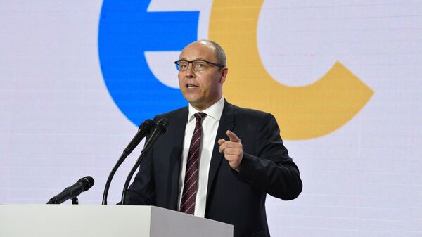 Спикер Верховной Рады Украины Андрей Парубий выступает на съезде партии Европейская солидарность в Киеве Спикер Верховной Рады Украины Андрей Парубий выступает на съезде партии Европейская солидарность в Киеве