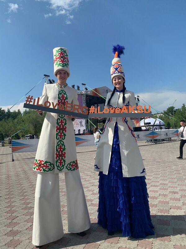 Впервые в Казахстане побывал известный скульптор из Мексики Дэвид Мадеро Впервые в Казахстане побывал известный скульптор из Мексики Дэвид Мадеро