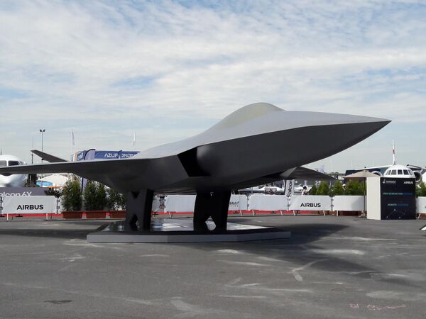 Новейший европейский истребитель 5-го поколения NGF (Next Generation Fighter) на международном аэрокосмическом салоне Paris Air Show 2019 во Франции Новейший европейский истребитель 5-го поколения NGF (Next Generation Fighter) на международном аэрокосмическом салоне Paris Air Show 2019 во Франции