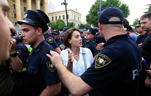 Протесты у здания парламента в Тбилиси. 20 июня 2019 Протесты у здания парламента в Тбилиси. 20 июня 2019