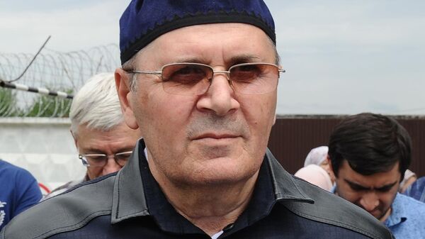 Глава чеченского отделения правозащитного центра Мемориал Оюб Титиев вышел на свободу по УДО. 21 июня 2019