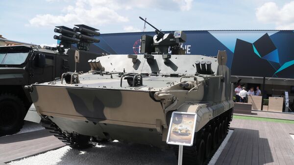 Бронетранспортер БТ-3Ф на Международном военно-техническом форуме Армия-2019 в военно-патриотическом парке культуры и отдыха Вооруженных сил РФ Патриот Бронетранспортер БТ-3Ф на Международном военно-техническом форуме Армия-2019 в военно-патриотическом парке культуры и отдыха Вооруженных сил РФ Патриот