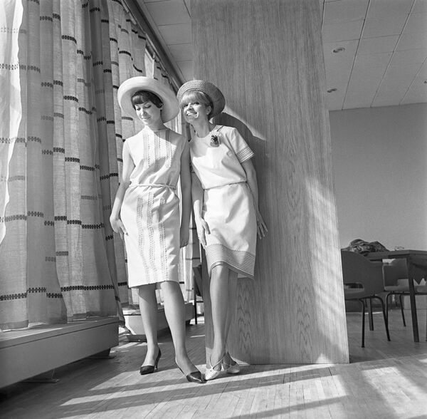Коллекция женской одежды Весна-лето 1966 года Коллекция женской одежды Весна-лето 1966 года