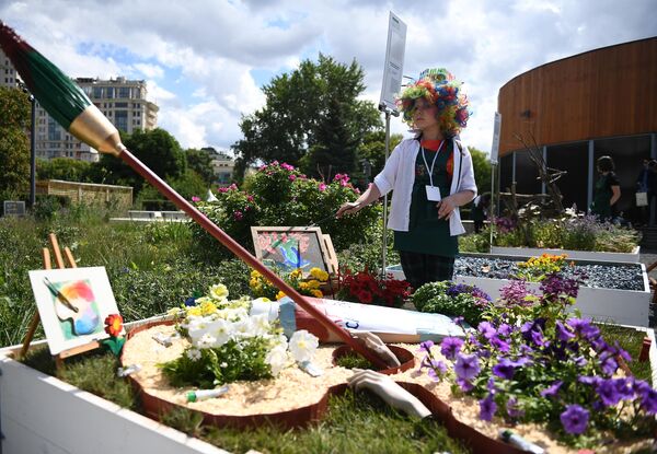 Фестиваль садов и цветов Moscow Flower Show в парке искусств Музеон. Фестиваль садов и цветов Moscow Flower Show в парке искусств Музеон.