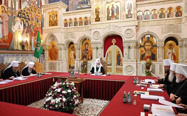 Патриарх Московский и всея Руси Кирилл на заседании Священного Синода Русской православной церкви в Спасо-Преображенском Валаамском монастыре Патриарх Московский и всея Руси Кирилл на заседании Священного Синода Русской православной церкви в Спасо-Преображенском Валаамском монастыре