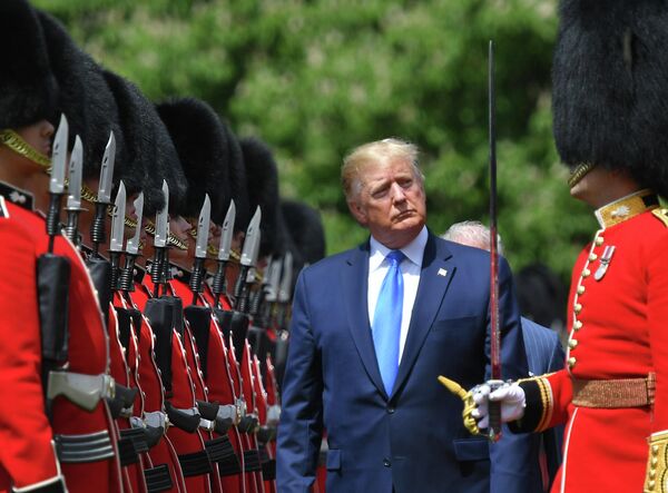 Президент США Дональд Трамп в Букингемском дворце в Лондоне. 3 июня 2019