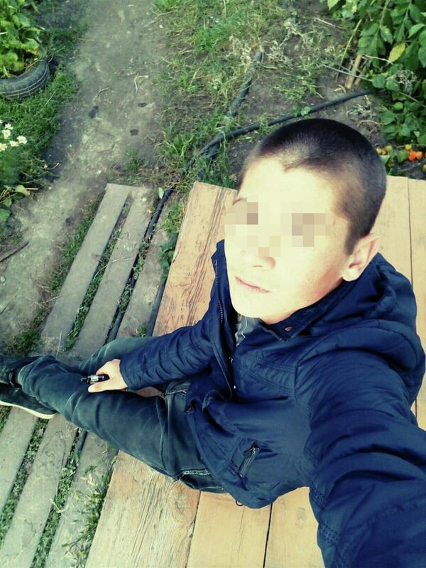 Уже находясь в СИЗО, Андрей закончил девять классов и получил аттестат Уже находясь в СИЗО, Андрей закончил девять классов и получил аттестат