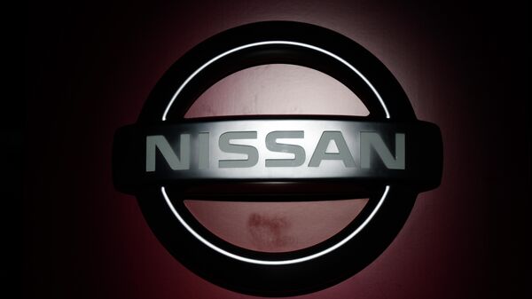 Эмблема Nissan Эмблема Nissan