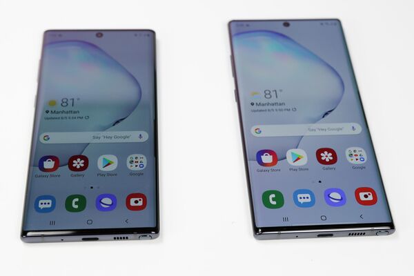 Смартфоны Galaxy Note 10 и Galaxy Note 10+ Смартфоны Galaxy Note 10 и Galaxy Note 10+