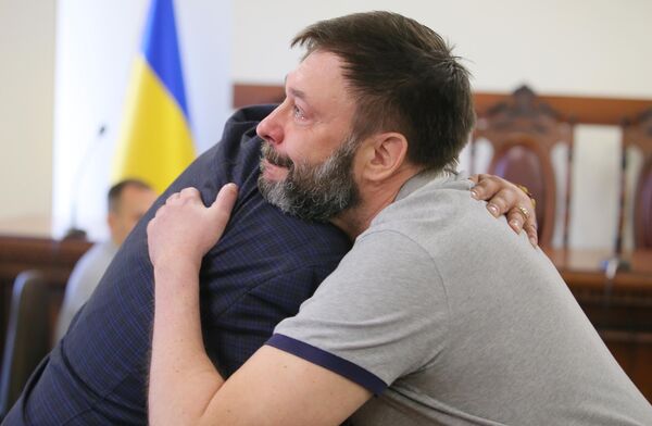 Руководитель портала РИА Новости Украина Кирилл Вышинский после заседания апелляционного суда Киева Руководитель портала РИА Новости Украина Кирилл Вышинский после заседания апелляционного суда Киева