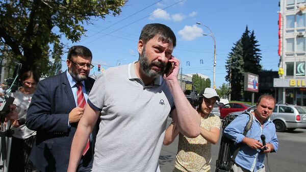 Руководитель портала РИА Новости Украина Кирилл Вышинский после заседания апелляционного суда Киева Руководитель портала РИА Новости Украина Кирилл Вышинский после заседания апелляционного суда Киева