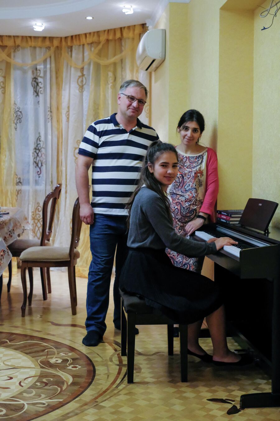 Все дети ходят в музыкальную школу Все дети ходят в музыкальную школу