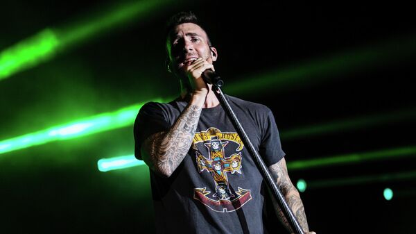 Вокалист группы Maroon 5 Адам Левин Вокалист группы Maroon 5 Адам Левин