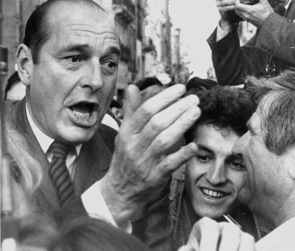 Премьер-министр Франции Жак Ширак в Бордо. 11 марта 1988 года Премьер-министр Франции Жак Ширак в Бордо. 11 марта 1988 года