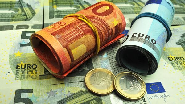 Официальный курс евро на вторник вырос до 86,47 рубля