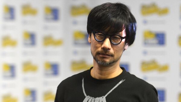 Основатель студии Kojima Productions Х. Кодзима на выставке Игромир-2019 Основатель студии Kojima Productions Х. Кодзима на выставке Игромир-2019