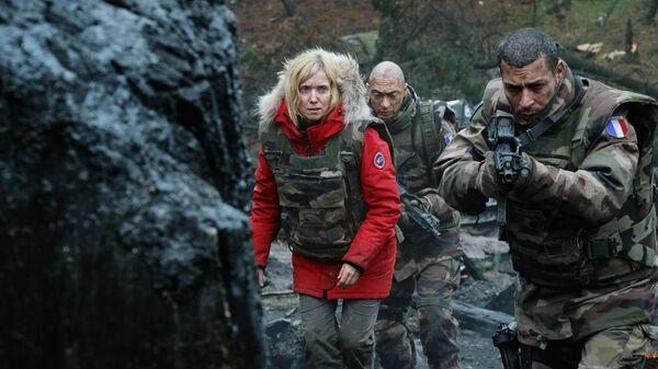 Кадр из сериала Война миров Кадр из сериала Война миров