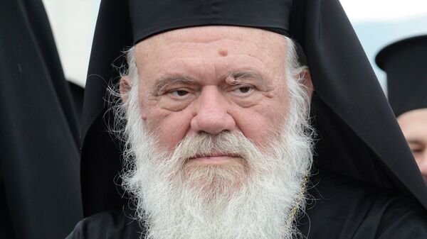 Архиепископ Афинский решил не освящать воды моря в Крещение