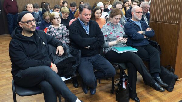 Режиссер Кирилл Серебренников на заседании в Мещанском суде Москвы Режиссер Кирилл Серебренников на заседании в Мещанском суде Москвы