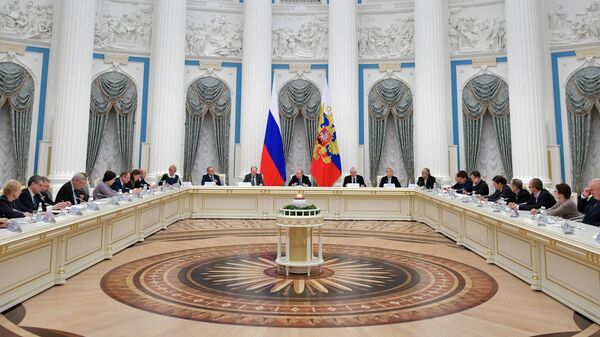 Президент РФ Владимир Путин проводит заседание Совета при президенте РФ по русскому языку. 5 ноября 2019 Президент РФ Владимир Путин проводит заседание Совета при президенте РФ по русскому языку. 5 ноября 2019