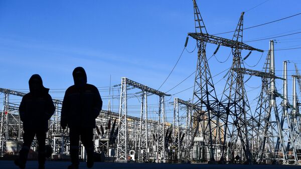 Открытые распределительные устройства Новосибирской ГЭС Открытые распределительные устройства Новосибирской ГЭС