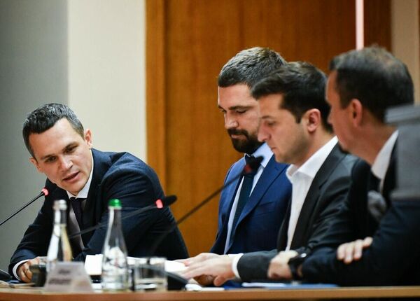 Президент Украины Владимир Зеленский назначает главой Харьковской ОГА Алексея Кучера Президент Украины Владимир Зеленский назначает главой Харьковской ОГА Алексея Кучера
