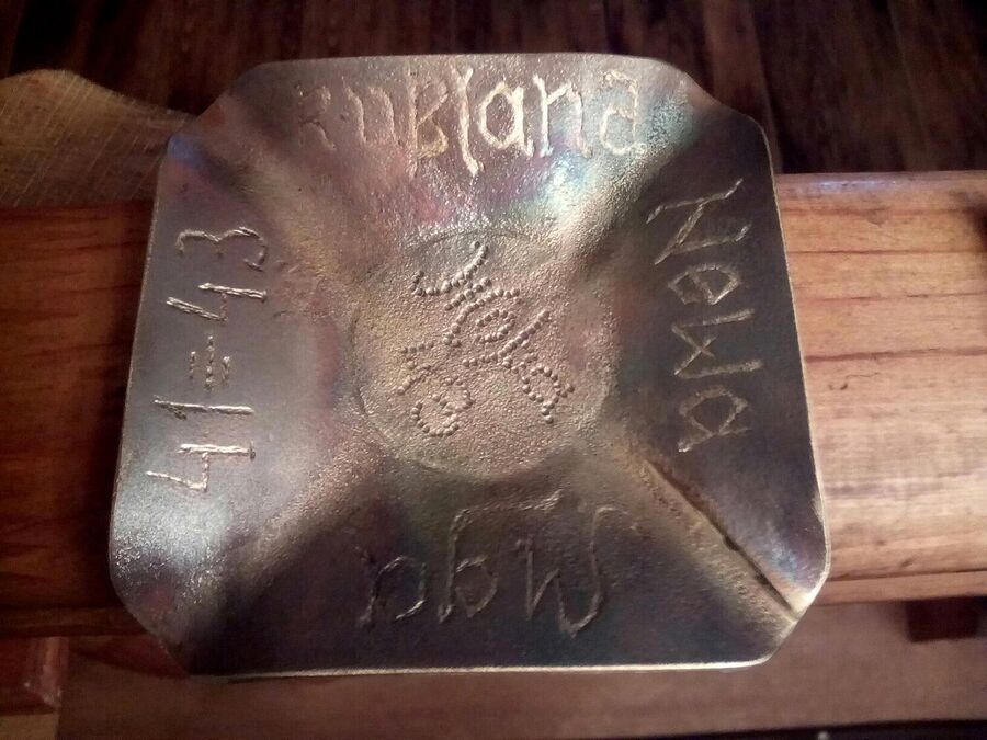 Пепельница Пепельница