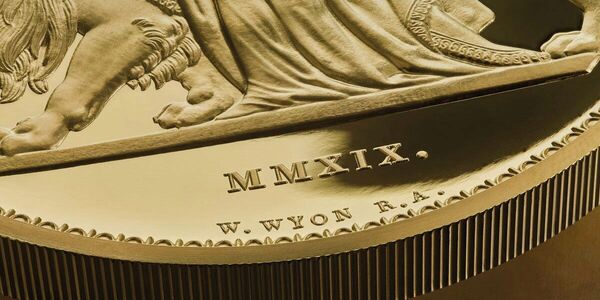 Монета из серии Great Engravers, сделанная по образцу работы Уильяма Вайона Монета из серии Great Engravers, сделанная по образцу работы Уильяма Вайона