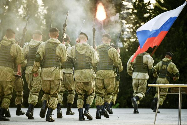 Показательные выступления в рамках акции Служить России суждено тебе и мне в международном детском центре Артек в Крыму Показательные выступления в рамках акции Служить России суждено тебе и мне в международном детском центре Артек в Крыму