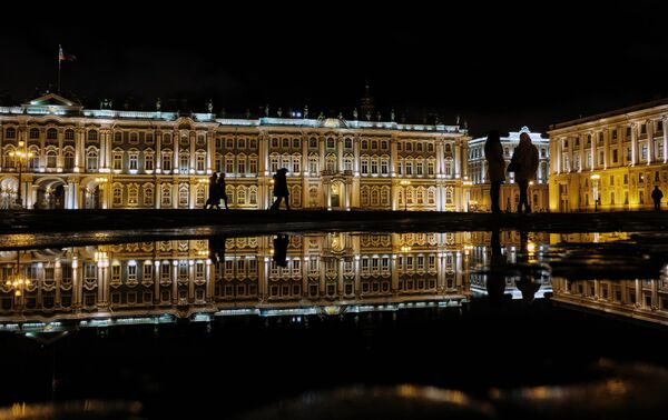 Государственный Эрмитаж (Зимний дворец) в Санкт-Петербурге Государственный Эрмитаж (Зимний дворец) в Санкт-Петербурге