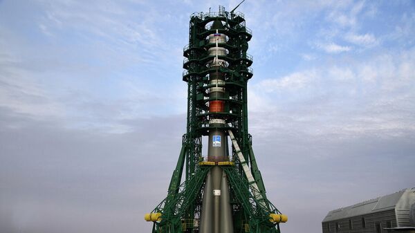 Ракета-носитель Союз-2.1а с грузовым кораблем Прогресс МС-13 перед стартом Ракета-носитель Союз-2.1а с грузовым кораблем Прогресс МС-13 перед стартом