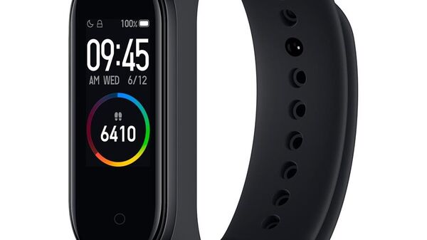 Фитнес-браслет Xiaomi Mi Band 4 Фитнес-браслет Xiaomi Mi Band 4