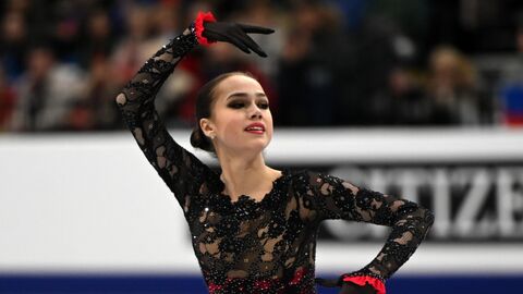 Фигуристка Алина Загитова Фигуристка Алина Загитова
