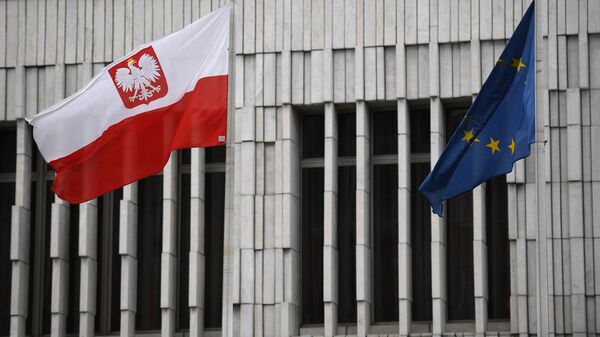 Эксперт оценил правовые основания требований Польши к России