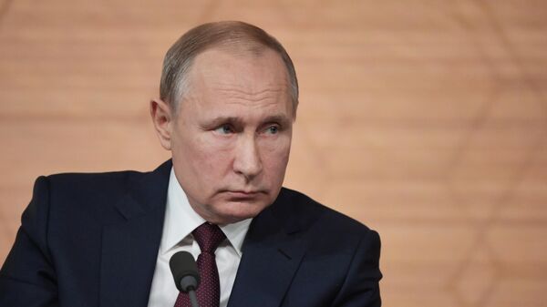 Президент РФ Владимир Путин на большой ежегодной пресс-конференции Президент РФ Владимир Путин на большой ежегодной пресс-конференции