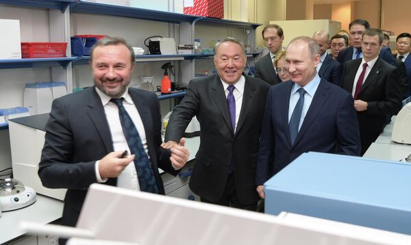 Президент РФ Владимир Путин и первый президент Республики Казахстан Нурсултан Назарбаев Президент РФ Владимир Путин и первый президент Республики Казахстан Нурсултан Назарбаев