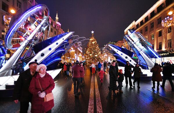 Новогоднее украшение центральных улиц Москвы Новогоднее украшение центральных улиц Москвы