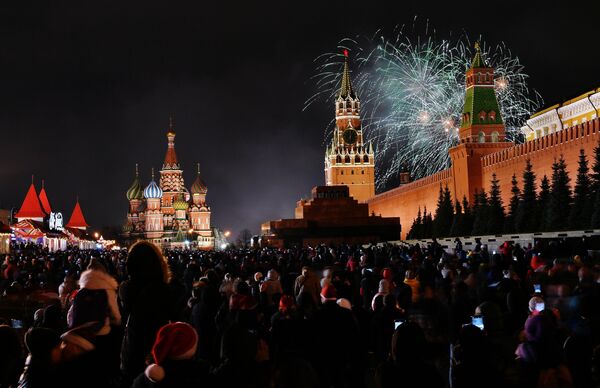 Празднование Нового года в Москве Празднование Нового года в Москве