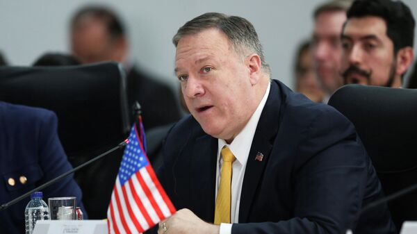 Госсекретарь США Майк Помпео во время визита в Боготу Колумбия Госсекретарь США Майк Помпео во время визита в Боготу Колумбия