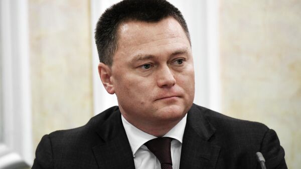 Заместитель председателя Следственного комитета РФ Игорь Краснов во время рассмотрения его кандидатуры на должность генерального прокурора РФ на заседании Совета Федерации РФ Заместитель председателя Следственного комитета РФ Игорь Краснов во время рассмотрения его кандидатуры на должность генерального прокурора РФ на заседании Совета Федерации РФ
